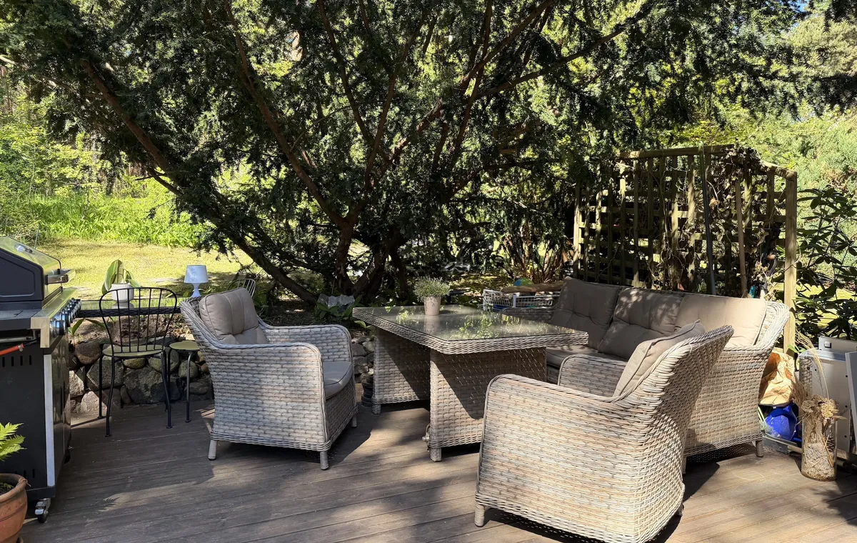 Outdoor gathering space at Si Namai in Nida